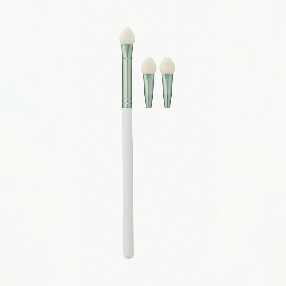 DAILY BEAUTY TOOLS Eyeshadow Tip Brush